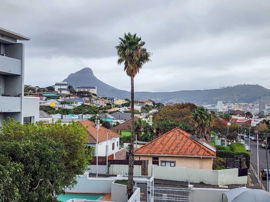 1 Bedroom Property for Sale in Woodstock Western Cape